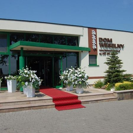 Hotel Dom Weselny ,, Anna" Warlubie Exterior foto